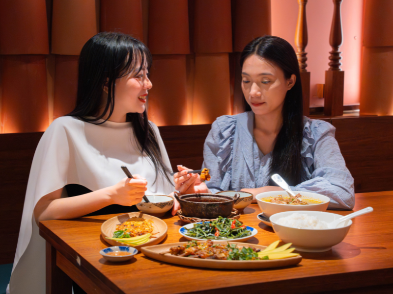 Khám Phá Hương Vị Truyền Thống Tại Nhà Hàng Việt Nam Tại Đà Nẵng – Nơi Gìn Giữ Tinh Hoa Ẩm Thực Việt 6 image 4